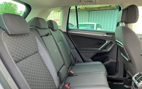 Volkswagen Tiguan II, 2018 год, 2 498 500 рублей, 9 фотография