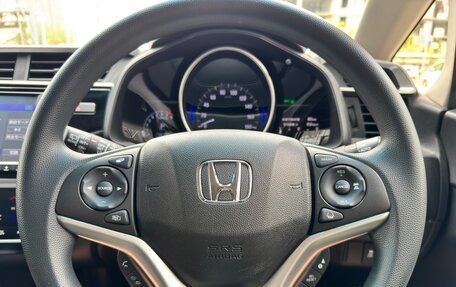 Honda Fit III, 2019 год, 1 400 000 рублей, 16 фотография