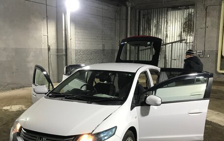 Honda Insight II рестайлинг, 2009 год, 1 050 000 рублей, 2 фотография
