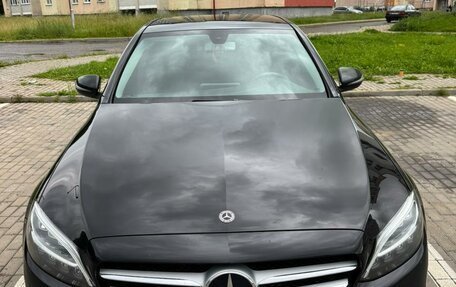 Mercedes-Benz C-Класс, 2019 год, 2 390 000 рублей, 2 фотография