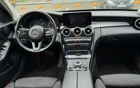 Mercedes-Benz C-Класс, 2019 год, 2 390 000 рублей, 6 фотография