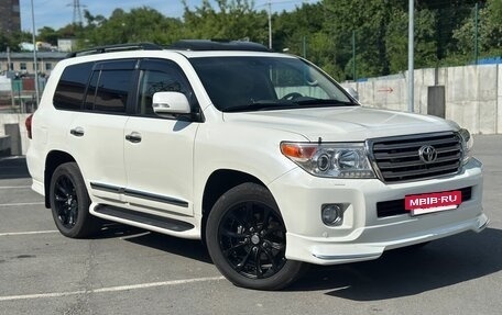 Toyota Land Cruiser 200, 2013 год, 4 300 000 рублей, 2 фотография