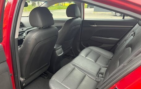 Hyundai Elantra VI рестайлинг, 2016 год, 1 250 000 рублей, 10 фотография