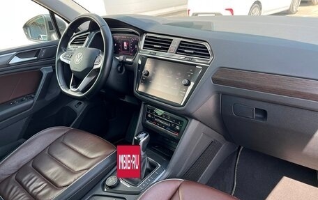 Volkswagen Tiguan II, 2020 год, 3 295 900 рублей, 8 фотография