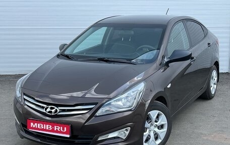 Hyundai Solaris II рестайлинг, 2016 год, 922 000 рублей, 1 фотография