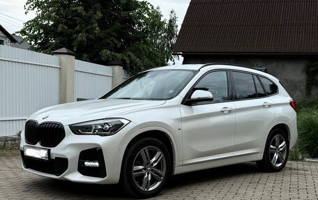 BMW X1, 2020 год, 3 600 000 рублей, 2 фотография