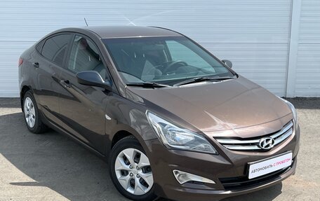 Hyundai Solaris II рестайлинг, 2016 год, 922 000 рублей, 3 фотография