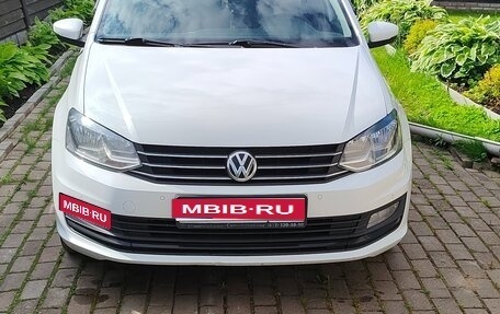 Volkswagen Polo VI (EU Market), 2018 год, 1 300 000 рублей, 1 фотография