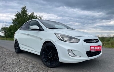 Hyundai Solaris II рестайлинг, 2011 год, 630 000 рублей, 1 фотография