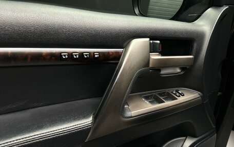 Toyota Land Cruiser 200, 2011 год, 2 990 000 рублей, 7 фотография