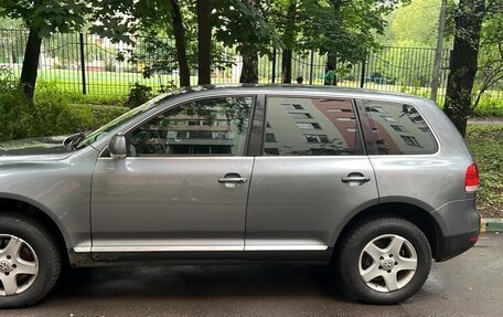 Volkswagen Touareg III, 2003 год, 600 000 рублей, 2 фотография