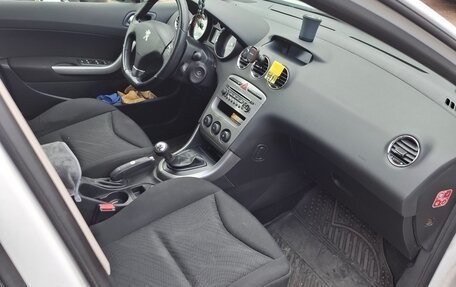 Peugeot 308 II, 2011 год, 450 000 рублей, 2 фотография