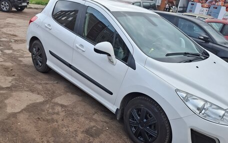 Peugeot 308 II, 2011 год, 450 000 рублей, 3 фотография