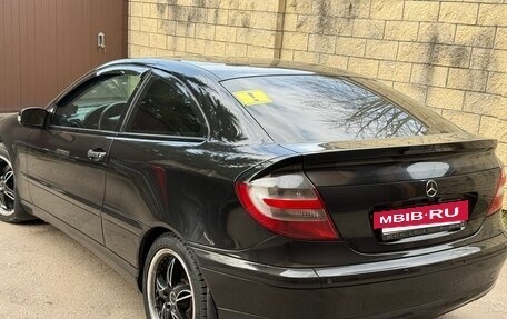 Mercedes-Benz C-Класс, 2005 год, 560 000 рублей, 9 фотография
