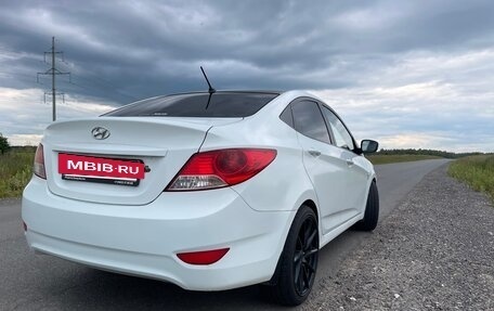 Hyundai Solaris II рестайлинг, 2011 год, 630 000 рублей, 7 фотография