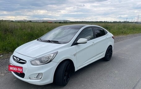 Hyundai Solaris II рестайлинг, 2011 год, 630 000 рублей, 11 фотография