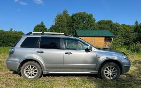 Mitsubishi Outlander III рестайлинг 3, 2008 год, 720 000 рублей, 4 фотография