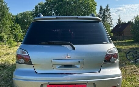Mitsubishi Outlander III рестайлинг 3, 2008 год, 720 000 рублей, 7 фотография