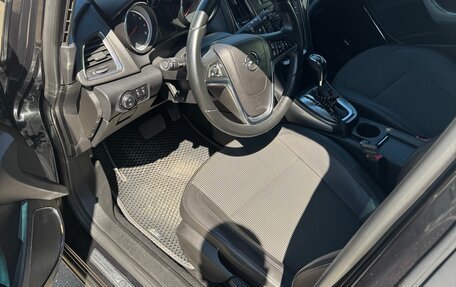 Opel Astra J, 2011 год, 1 000 000 рублей, 9 фотография