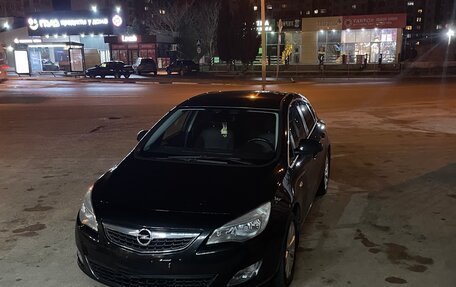Opel Astra J, 2011 год, 1 000 000 рублей, 19 фотография
