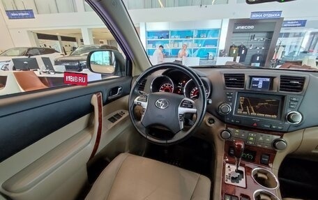 Toyota Highlander III, 2011 год, 2 095 000 рублей, 24 фотография