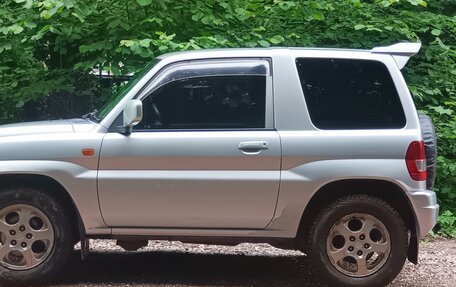 Mitsubishi Pajero iO, 2001 год, 800 000 рублей, 3 фотография