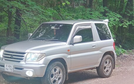 Mitsubishi Pajero iO, 2001 год, 800 000 рублей, 5 фотография