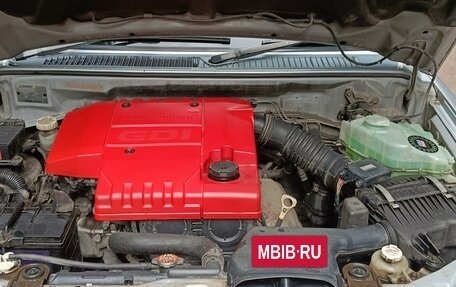 Mitsubishi Pajero iO, 2001 год, 800 000 рублей, 6 фотография