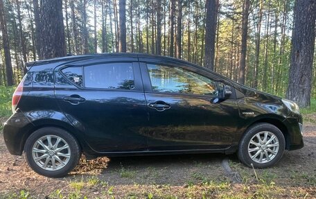 Toyota Aqua I, 2015 год, 890 000 рублей, 4 фотография