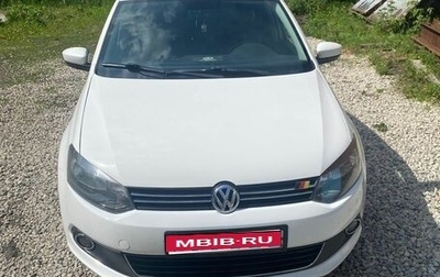 Volkswagen Polo VI (EU Market), 2013 год, 800 000 рублей, 1 фотография