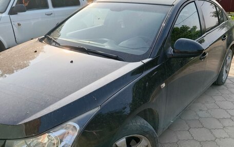 Chevrolet Cruze II, 2010 год, 505 000 рублей, 3 фотография
