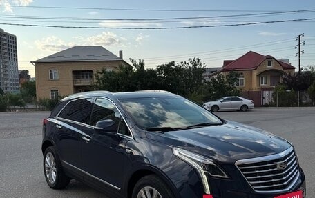 Cadillac XT5 I рестайлинг, 2019 год, 3 100 000 рублей, 2 фотография