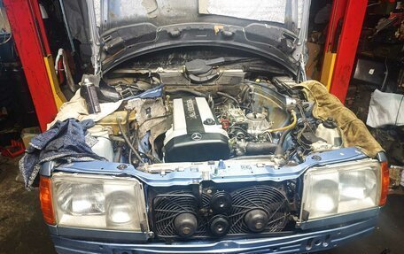 Mercedes-Benz W124, 1991 год, 1 050 000 рублей, 15 фотография