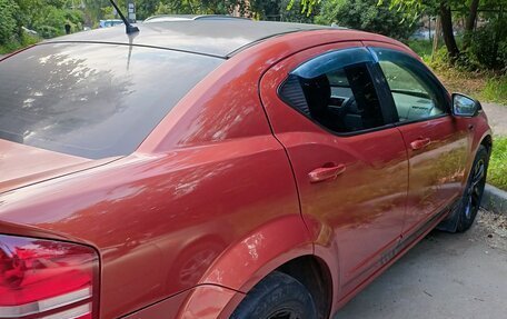 Dodge Avenger II рестайлинг, 2007 год, 640 000 рублей, 3 фотография