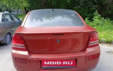 Dodge Avenger II рестайлинг, 2007 год, 640 000 рублей, 5 фотография