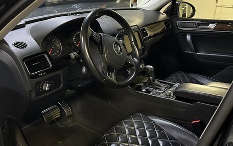 Volkswagen Touareg III, 2017 год, 3 650 000 рублей, 3 фотография
