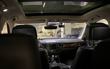 Volkswagen Touareg III, 2017 год, 3 650 000 рублей, 2 фотография