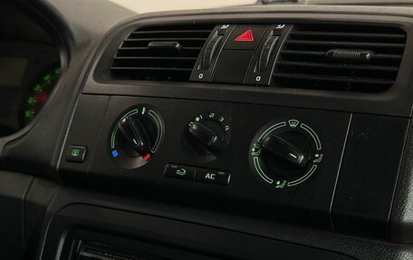 Skoda Fabia II, 2013 год, 527 000 рублей, 11 фотография