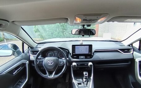 Toyota RAV4, 2020 год, 3 049 000 рублей, 7 фотография