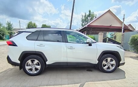 Toyota RAV4, 2020 год, 3 049 000 рублей, 8 фотография