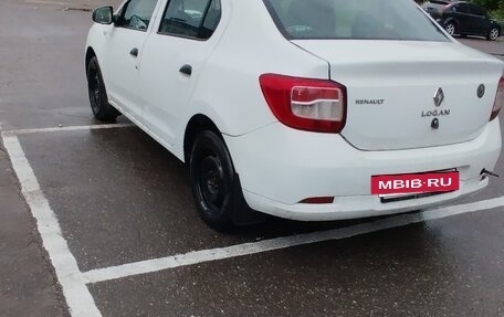 Renault Logan II, 2017 год, 500 000 рублей, 7 фотография