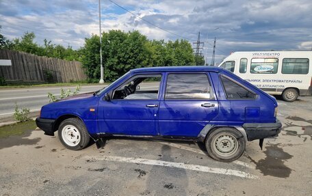 ИЖ 2126 «Ода», 2001 год, 65 000 рублей, 3 фотография