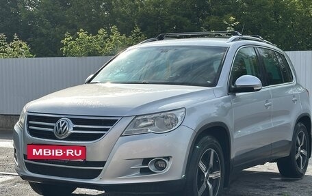 Volkswagen Tiguan I, 2011 год, 1 100 000 рублей, 2 фотография