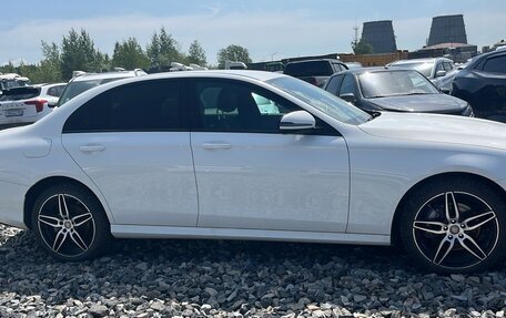 Mercedes-Benz E-Класс, 2022 год, 5 956 500 рублей, 2 фотография