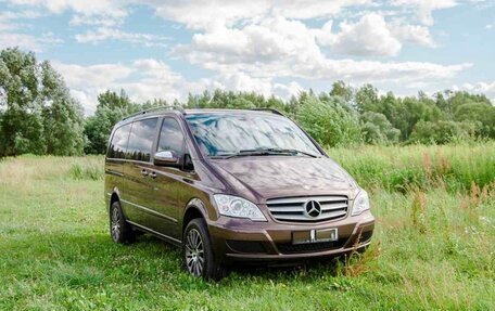 Mercedes-Benz Viano, 2013 год, 2 900 000 рублей, 2 фотография