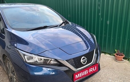 Nissan Leaf II, 2018 год, 1 549 000 рублей, 1 фотография