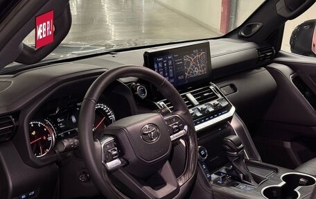Toyota Land Cruiser, 2022 год, 8 800 000 рублей, 5 фотография