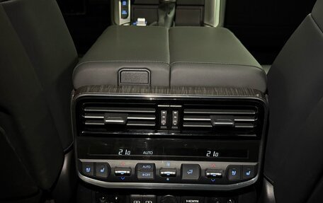 Toyota Land Cruiser, 2022 год, 8 800 000 рублей, 11 фотография