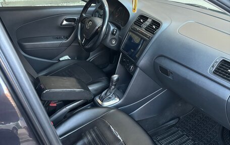 Volkswagen Polo VI (EU Market), 2015 год, 1 150 000 рублей, 3 фотография