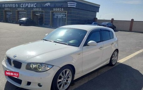 BMW 1 серия, 2008 год, 1 350 000 рублей, 3 фотография